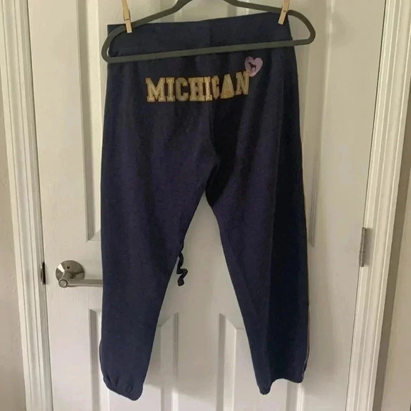 Victoria’s Secret pink navy blue Michigan Wolverines sweatsuit set size small - Picture 7 of 16